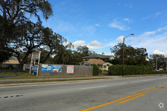 1031 W Busch Blvd, Tampa, FL for sale Primary Photo- Image 1 of 1