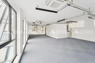 14-18 Rue Chartran, Neuilly-sur-Seine to rent Interior Photo- Image 2 of 9