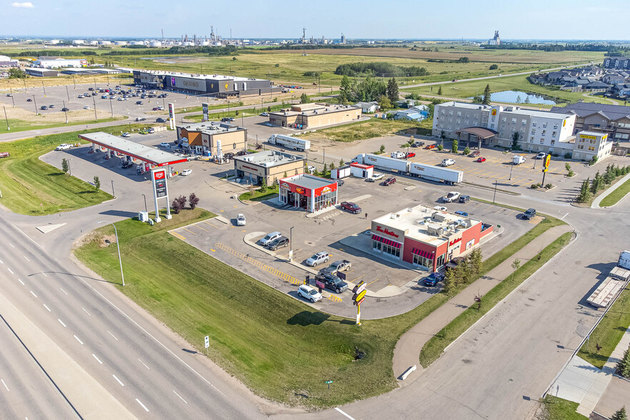 4089 44 St, Lloydminster, SK for sale - Building Photo - Image 3 of 10