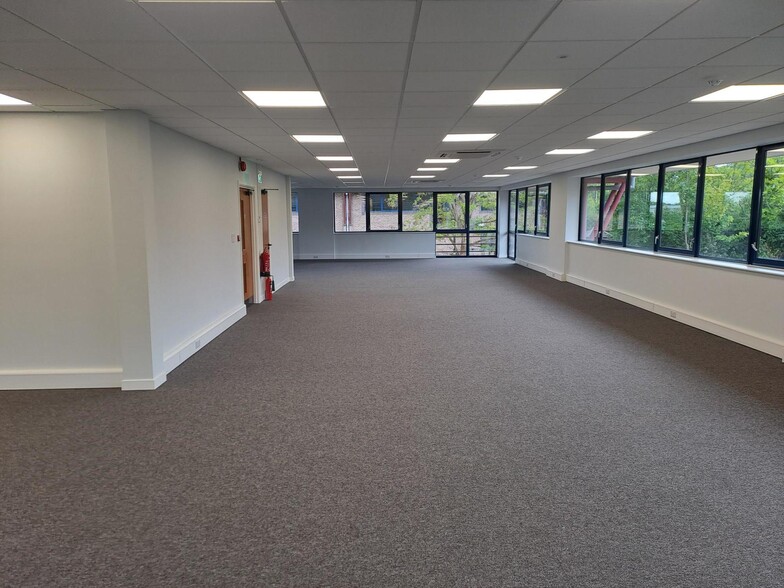 John Tate Rd, Hertford to rent - Building Photo - Image 3 of 9
