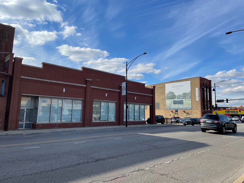 1970 N Clybourn Ave, Chicago, IL for rent - Building Photo - Image 3 of 11