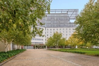 More details for 5 Avenue De Poumeyrol, Caluire-et-Cuire - Office for Sale