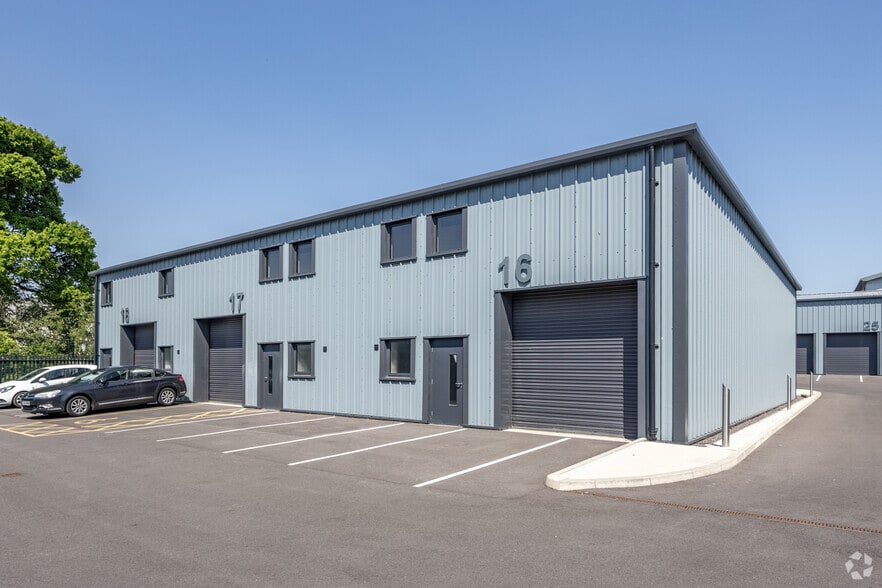 21 Artillery Rd, Yeovil for sale - Building Photo - Image 1 of 1