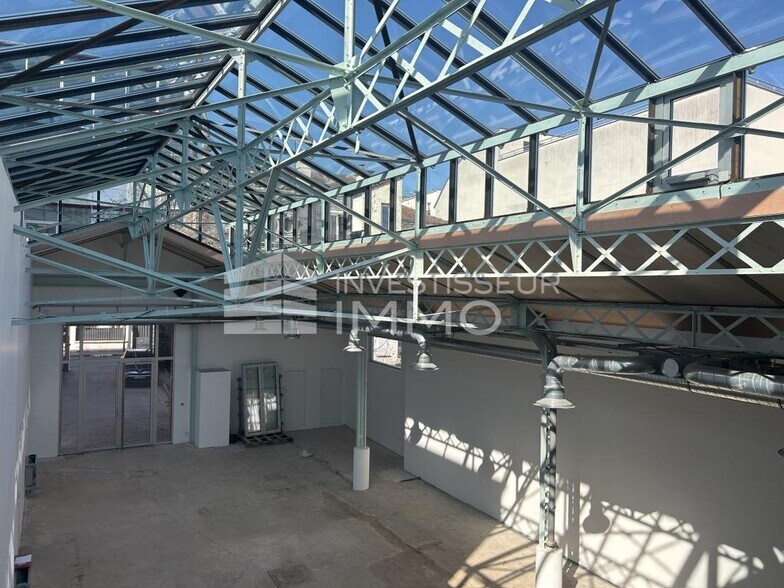 Office in Malakoff to rent - Interior Photo - Image 3 of 8