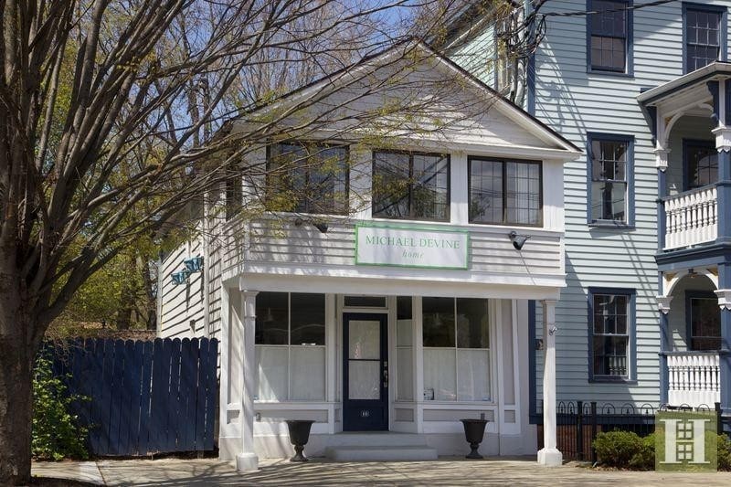 10 Broad St, Kinderhook 12106 UK