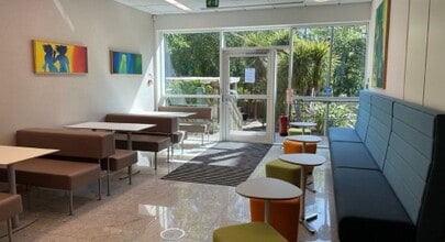 Grenadier Rd, Exeter to rent Interior Photo- Image 1 of 4