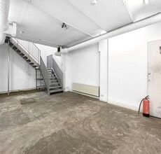 96-106 Leonard St, London to rent Interior Photo- Image 1 of 2