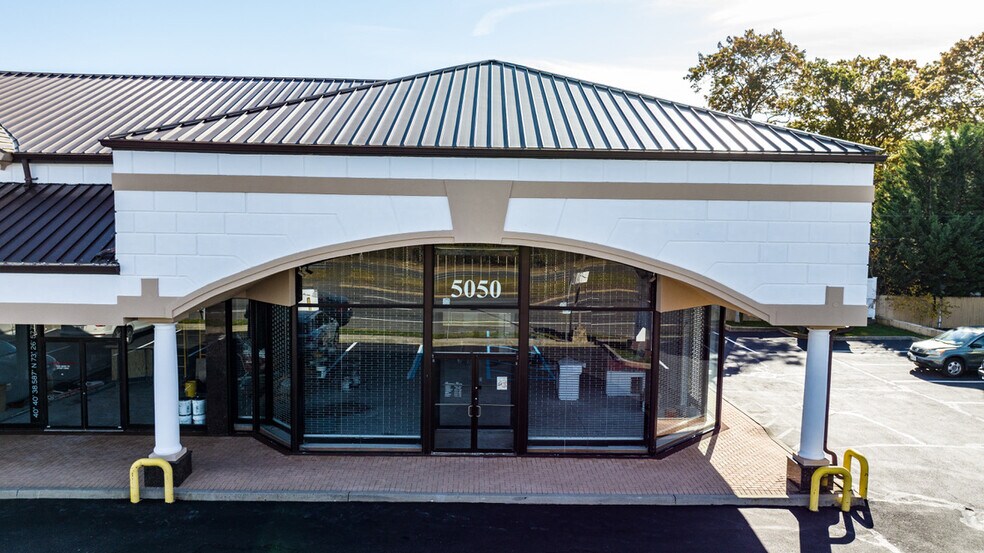 5050 Sunrise Hwy, Massapequa Park 11762 Park Plaza UK