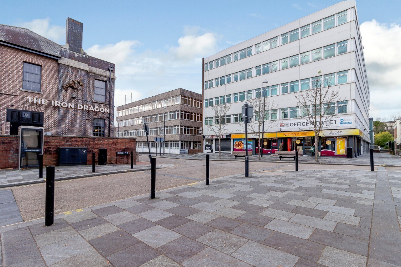 1-4 Castle St, Merthyr Tydfil to rent Primary Photo- Image 1 of 12