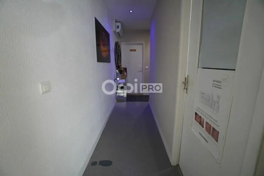 Office in Longvic to rent - Interior Photo - Image 3 of 6