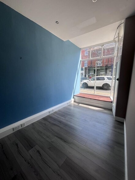 4-4a Wickham Ave, Bexhill On Sea to rent - Building Photo - Image 3 of 8