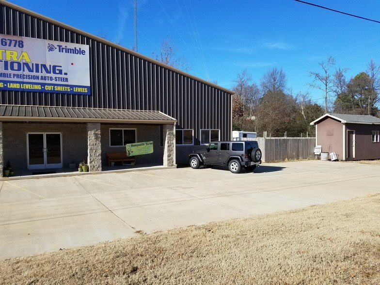 4701 Southwest Dr, Jonesboro, AR for sale - Primary Photo - Image 1 of 1