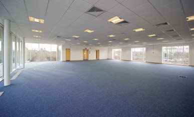 105-110 Wharfedale Rd, Wokingham for rent - Interior Photo - Image 2 of 4