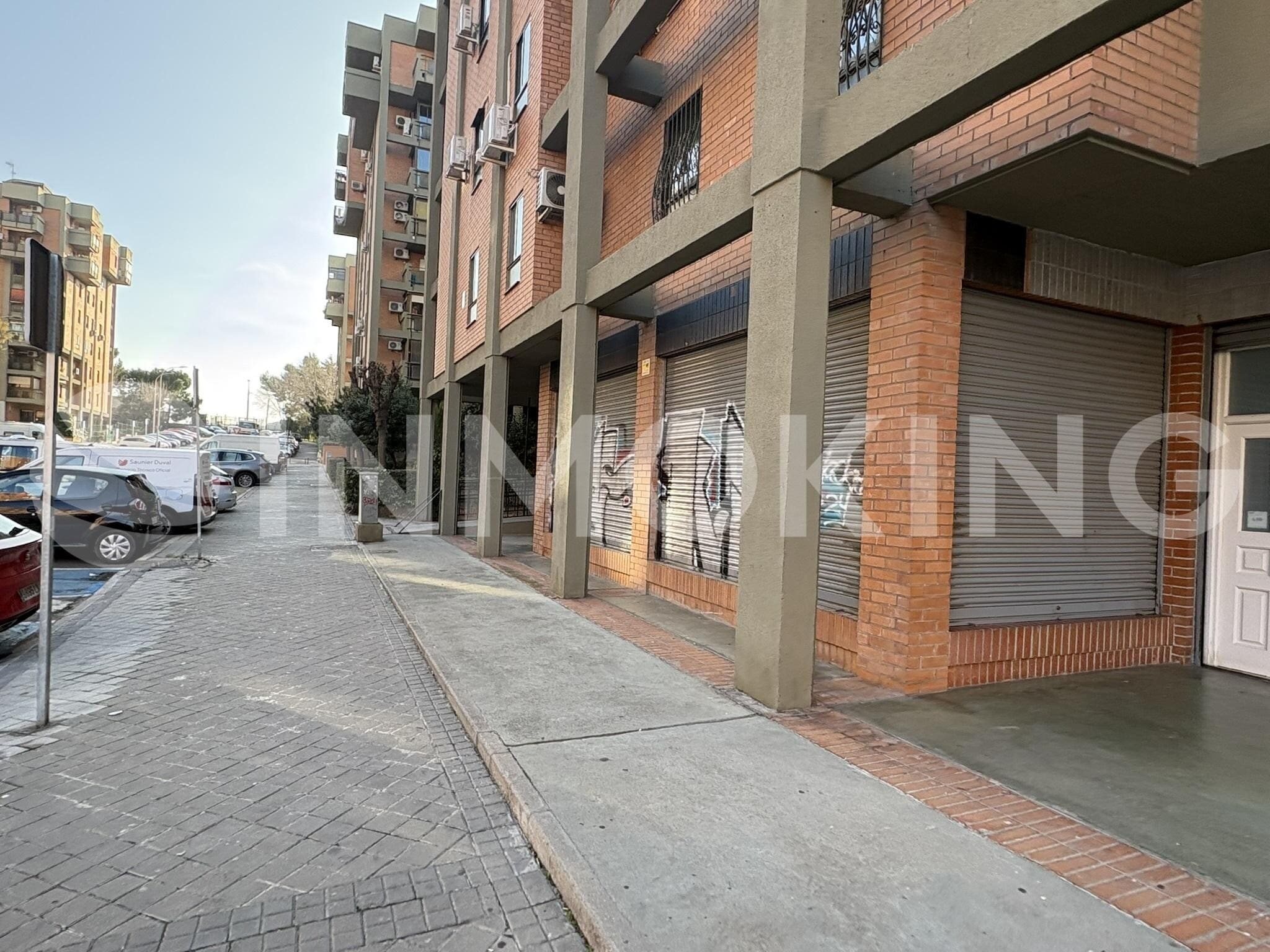 Retail in Madrid, Madrid to rent Interior Photo- Image 1 of 19