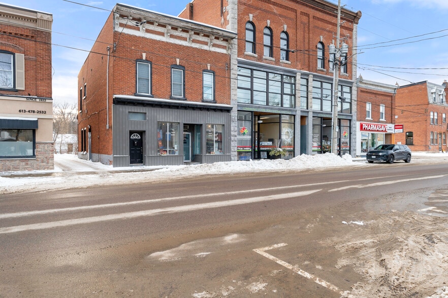 308 N Victoria St, Tweed, ON for sale - Building Photo - Image 1 of 1