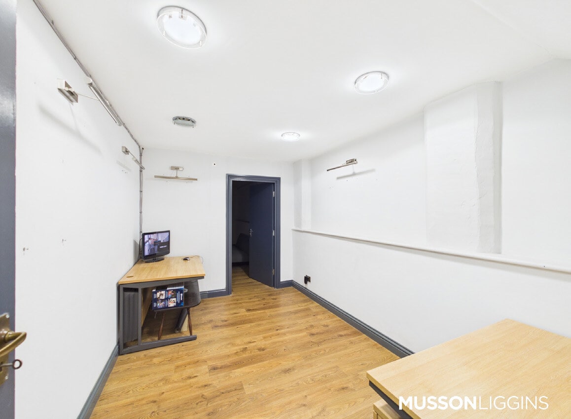 63-67 Mansfield Rd, Nottingham to rent Interior Photo- Image 1 of 3
