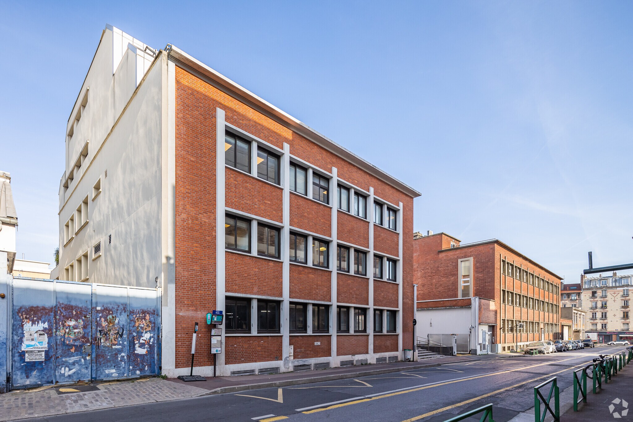 14 Rue Avaulée, Malakoff to rent Primary Photo- Image 1 of 8