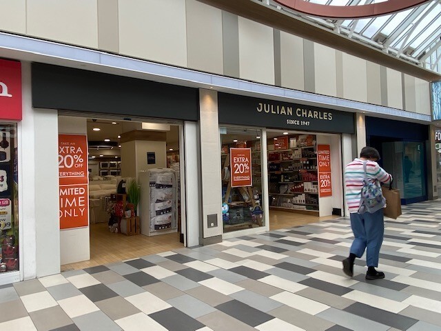 The Square, Camberley to rent Building Photo- Image 1 of 1