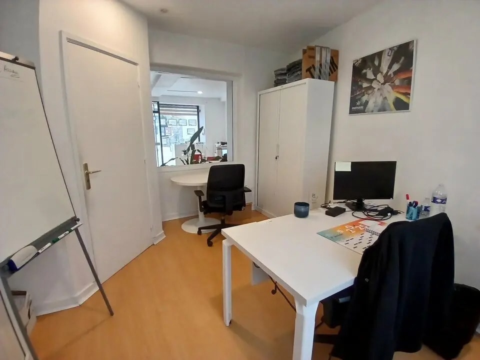 Location Commerce 46 m² - Photo 1