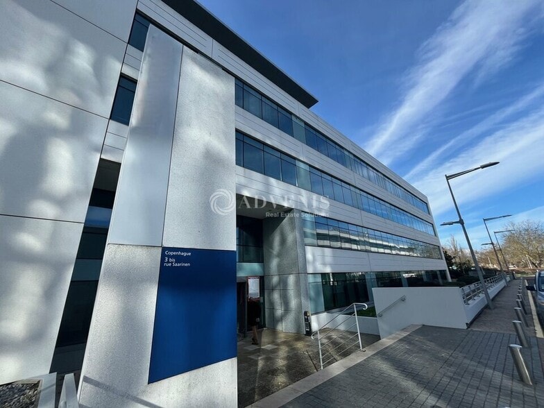 Office in Rungis to rent - Building Photo - Image 1 of 6