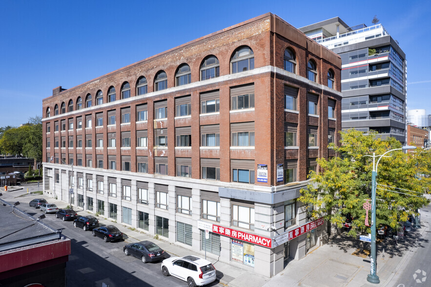 260 Spadina Ave, Toronto, ON for rent - Primary Photo - Image 1 of 4