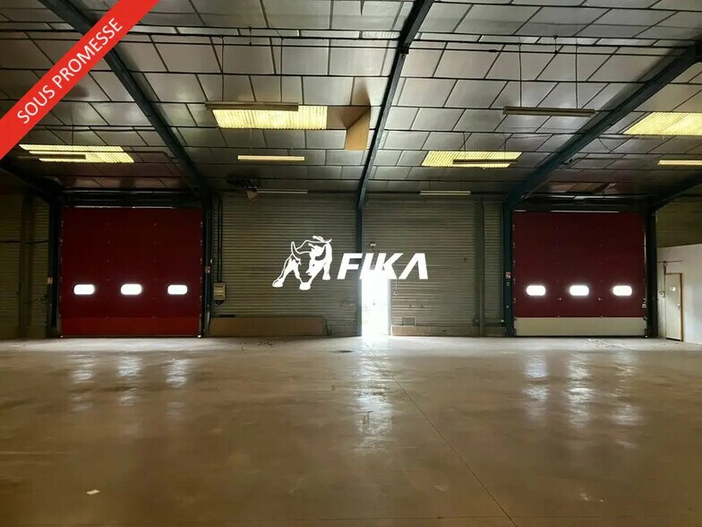 Light Industrial in Toulouse for sale - Building Photo - Image 1 of 7