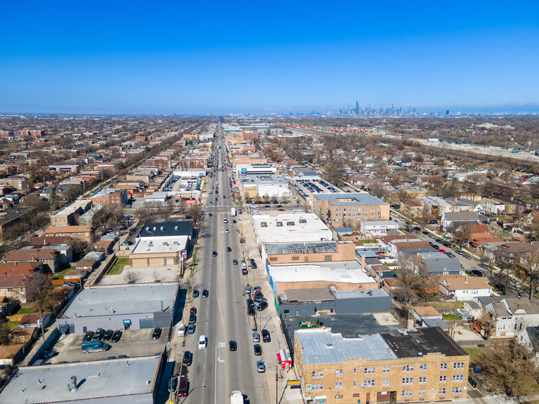 6743-6753 S Western Ave, Chicago, IL for rent - Building Photo - Image 2 of 36