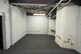 Pollard St E, Manchester to rent Interior Photo- Image 2 of 4