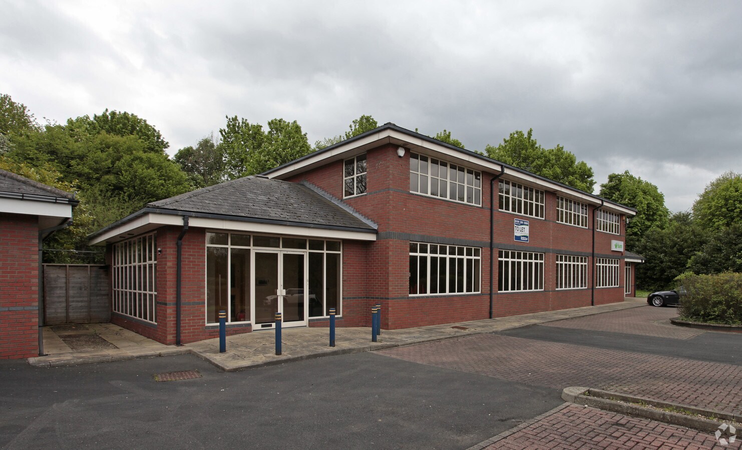 Fifth Ave, Gateshead, NE11 0HF UK