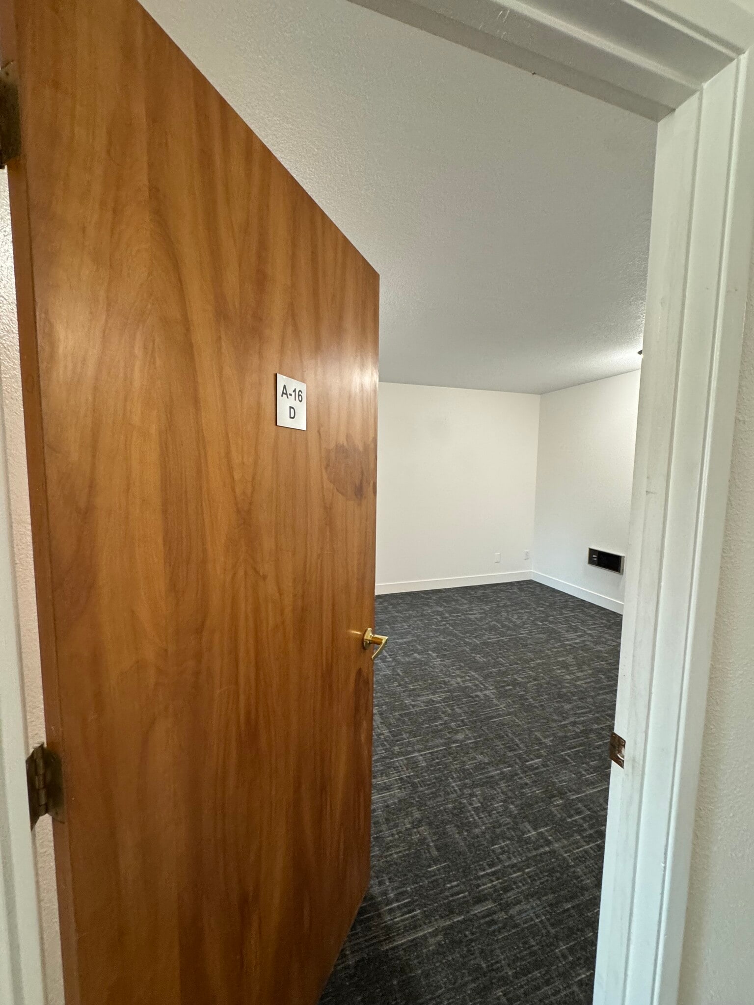 2051 Hilltop Dr, Redding, CA to rent Building Photo- Image 1 of 3