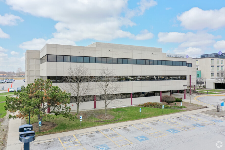 17850 S Kedzie Ave, Hazel Crest, IL for rent - Building Photo - Image 1 of 2