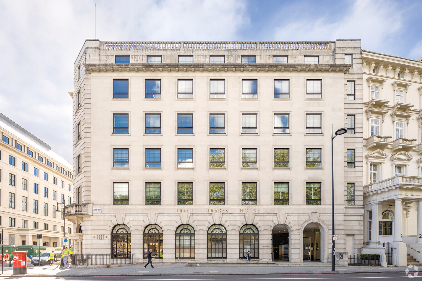 21 Grosvenor Pl, London SW1X 7EA | LoopNet UK