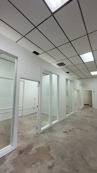 2021-2043 NW 1st Pl, Miami, FL to rent - Commercial Listing Video - Image 3 of 15