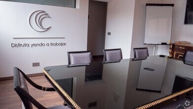 Calle de Albasanz, 75, Madrid, Madrid to rent Interior Photo- Image 2 of 27