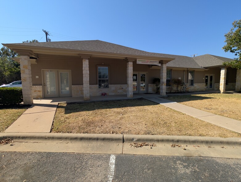 3000 Joe DiMaggio - Blvd, Round Rock, TX for rent - Building Photo - Image 1 of 5