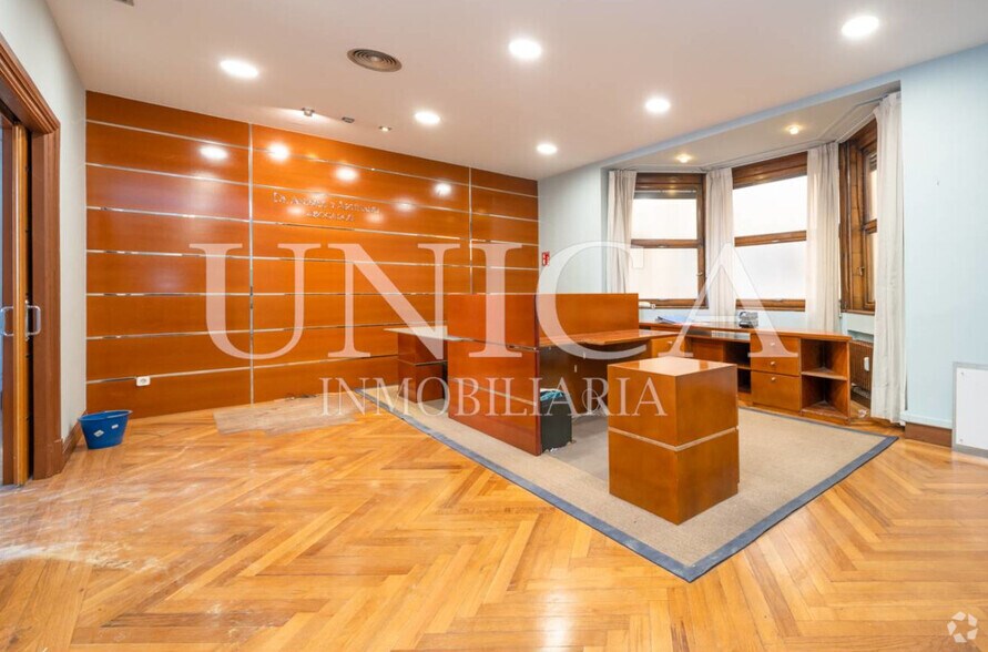 Office in Madrid, Madrid for sale - Interior Photo - Image 1 of 1