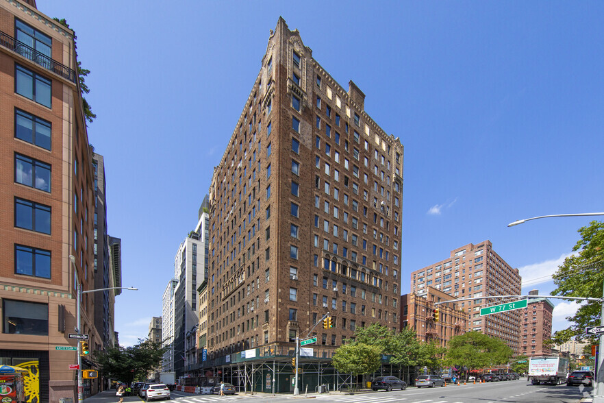 360 Amsterdam Ave, New York, NY for rent - Primary Photo - Image 1 of 7