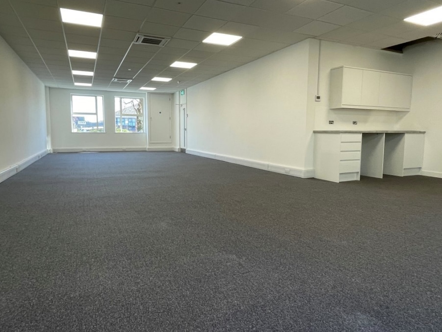 Boundary Way, Hemel Hempstead to rent Interior Photo- Image 1 of 1