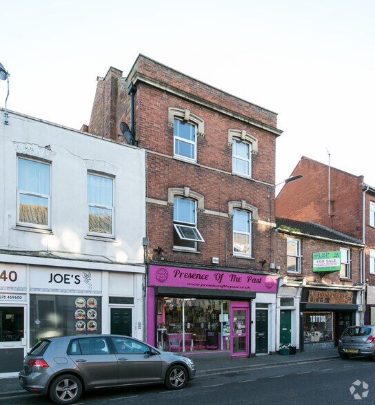 38 Eastover, Bridgwater for sale - Primary Photo - Image 1 of 1