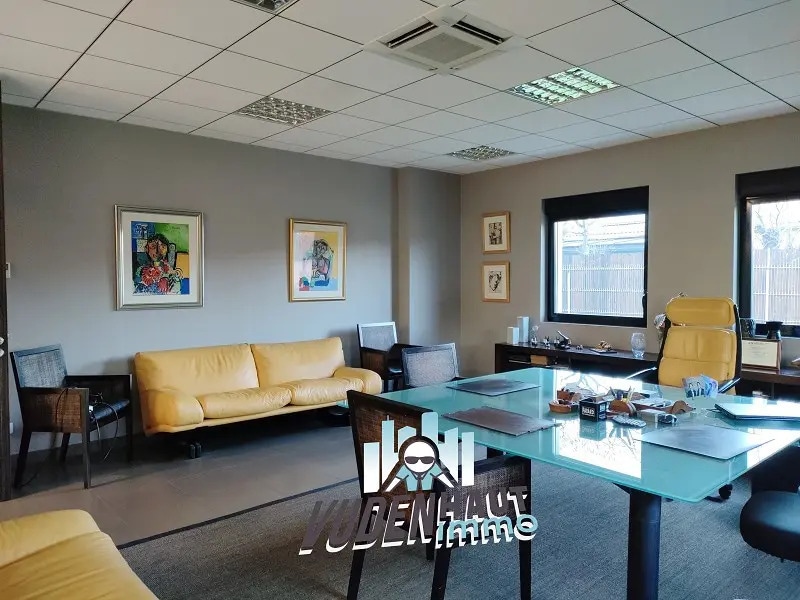 Office in Toulouse to rent Building Photo- Image 1 of 10