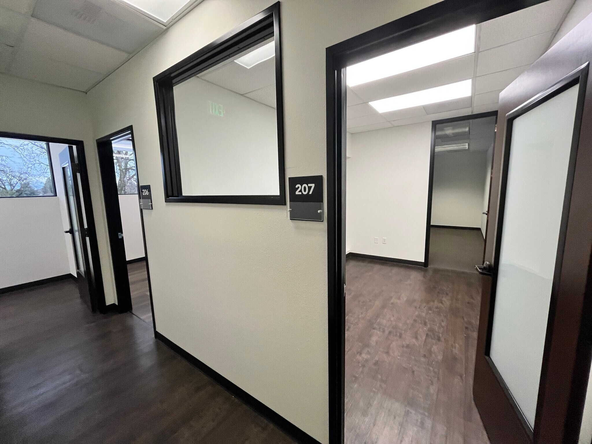 1900 Hines St SE, Salem, OR to rent Interior Photo- Image 1 of 3