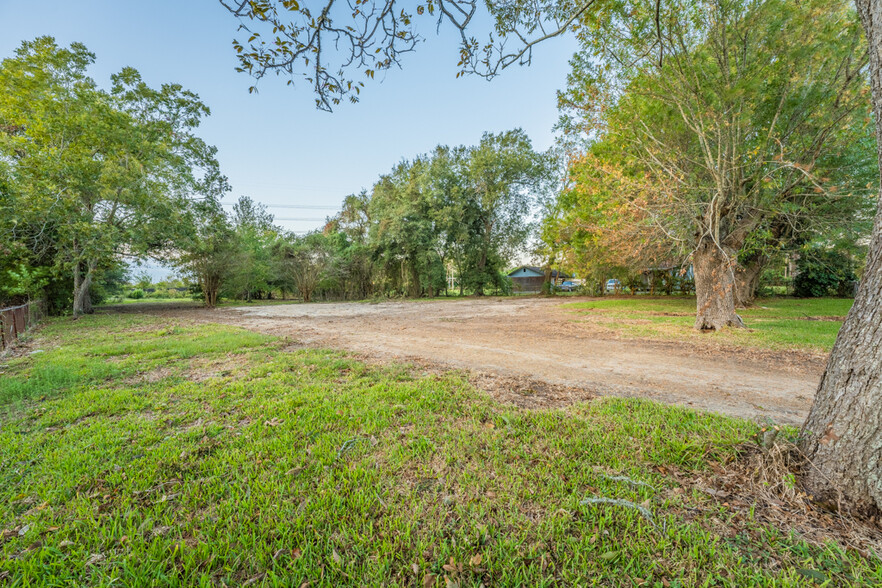 1003 Bowie St, Baytown, TX for sale - Building Photo - Image 1 of 1