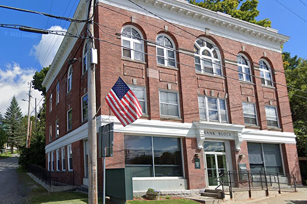 424 Main St, Barton, VT for sale Primary Photo- Image 1 of 8