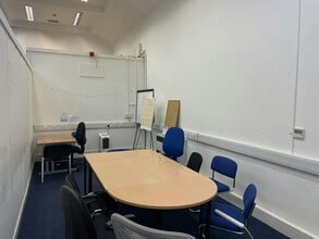 6 Station Rd, Hastings to rent Interior Photo- Image 2 of 7