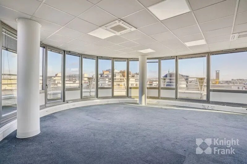 67 Rue Anatole France, Levallois-Perret to rent - Interior Photo - Image 2 of 6