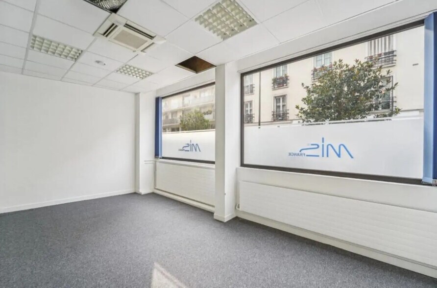 41-43 Rue Aristide Briand, Levallois-Perret to rent - Building Photo - Image 3 of 8