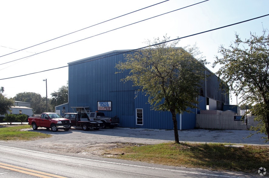 2102 Orient Rd, Tampa 33619 UK