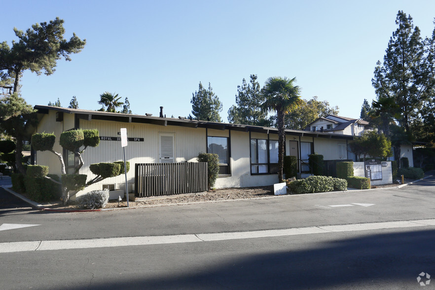 1459 Thousand Oaks Blvd, Thousand Oaks, CA for sale - Primary Photo - Image 1 of 1