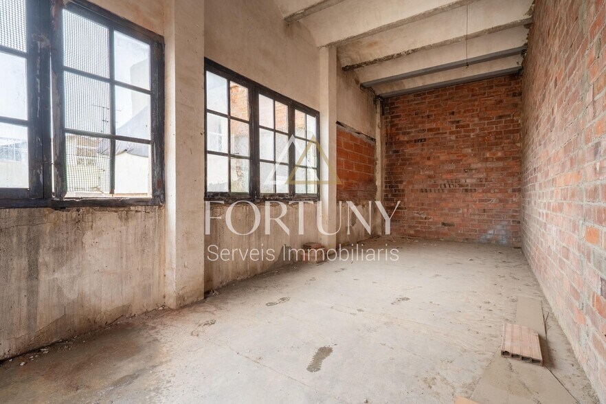 Industrial in Constantí, Tarragona for sale - Building Photo - Image 2 of 38