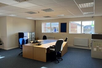 Cavendish Sq, Swindon for rent Interior Photo- Image 1 of 1